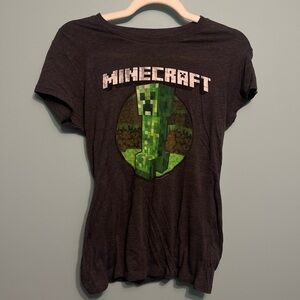 Ladies Minecraft Short Sleeveve tshirt. By Jinx (&Mojang)  size Large